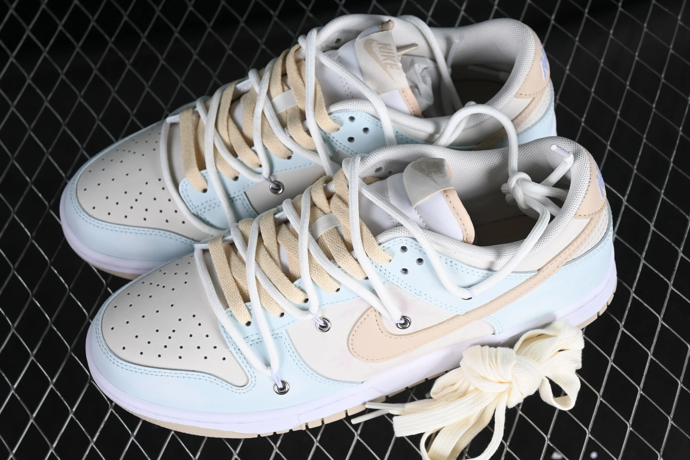 All categories Nk SB Dunk series Nk SB Dunk Low Low-top sneakers Nk Dunk Low Sea Salt Coconut Cloud Deconstructed simplicity Graffiti SB strap low-top casual sneakers DV0831-003